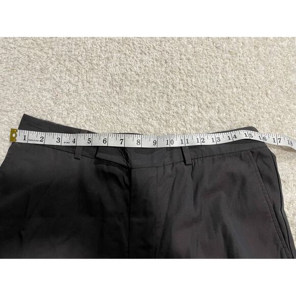 Hugo Hugo Boss Men's Size 32 x 30 Wool blend Straight Cut Leg Dress Pants Black - Picture 4 of 11